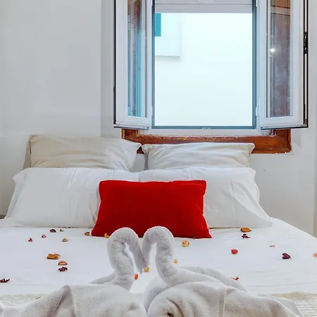 Cozy In The Heart Of *