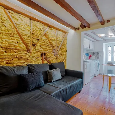 Cozy In The Heart Of *