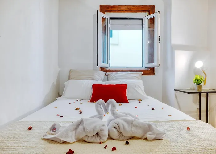 Cozy In The Heart Of Лісабон